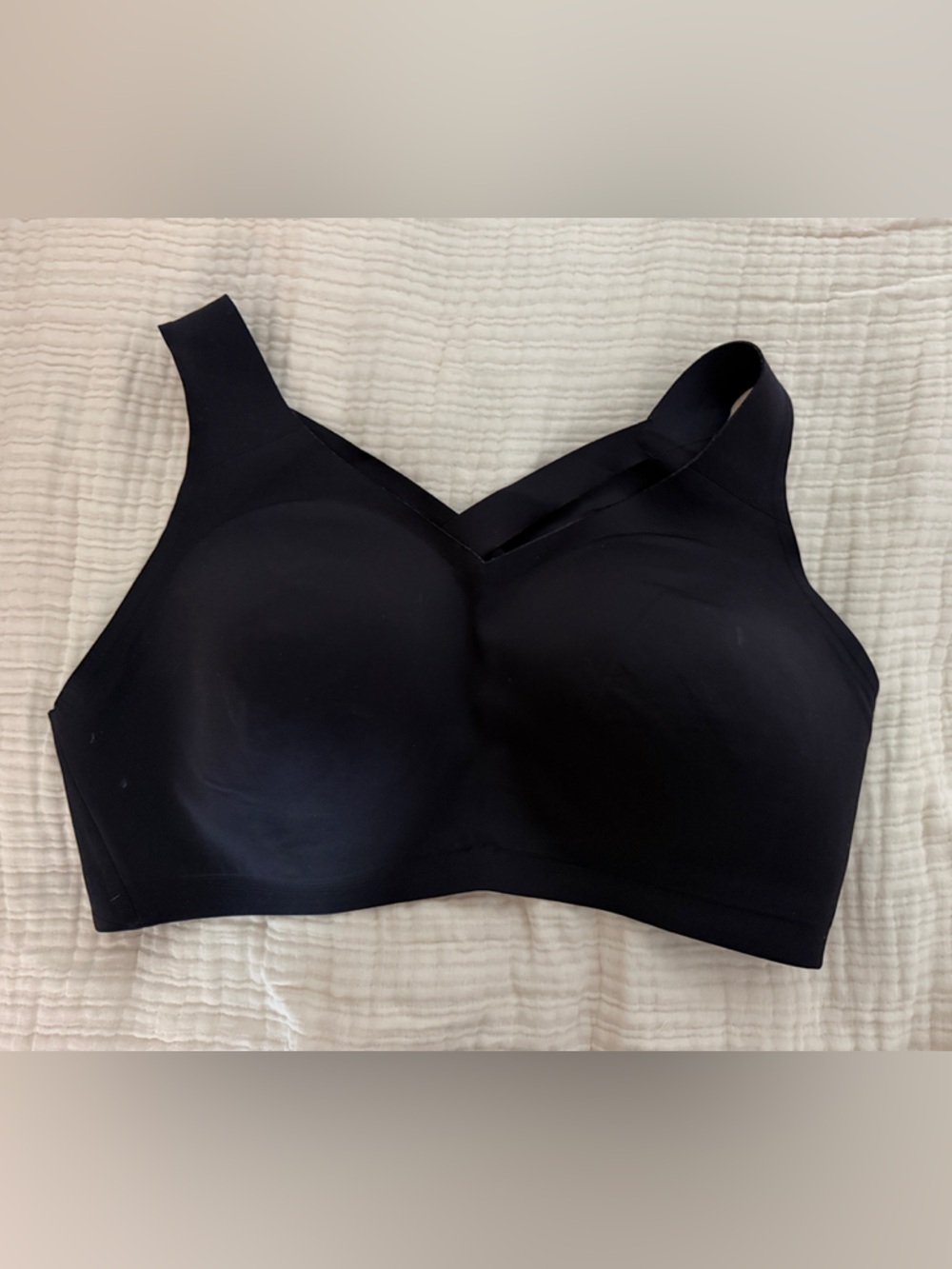 lululemon athletica Black Wireless Molded Cup Sports Bra